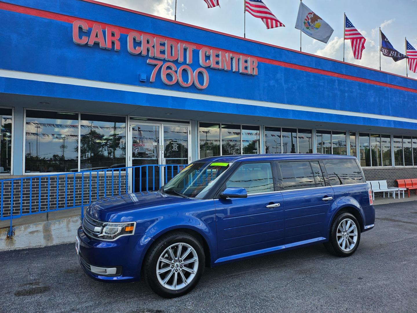 2014 BLUE Ford Flex Limited FWD (2FMGK5D89EB) with an 3.5L V6 DOHC 24V engine, 6-Speed Automatic Overdrive transmission, located at 7600 S Western Ave., Chicago, IL, 60620, (773) 918-3980, 0.000000, 0.000000 - Photo#1